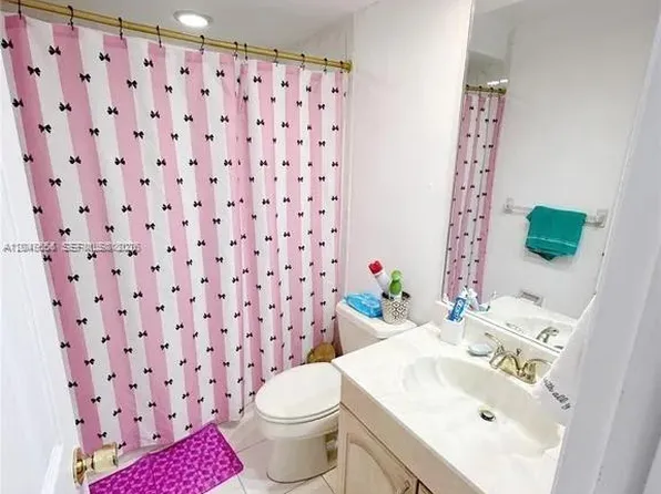 13953 Kendale Lakes Cir #410B, Miami, FL 33183