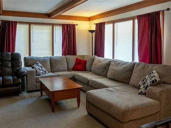 5th image of 24400 Effingham Blvd