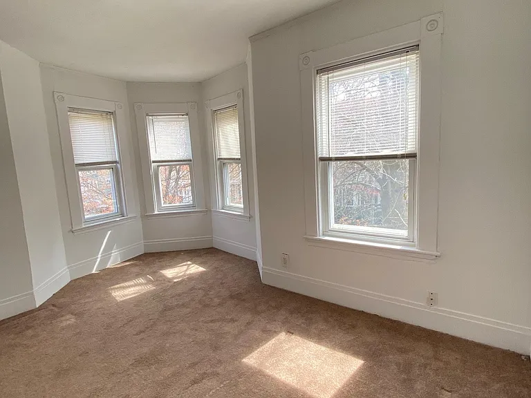 45 Rice St — Photo 2