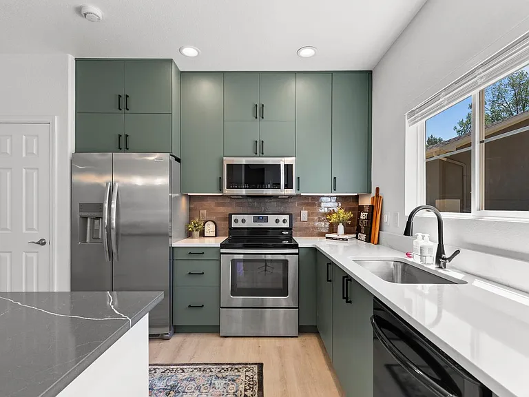 4706 Copeland Cir #102 — Photo 6