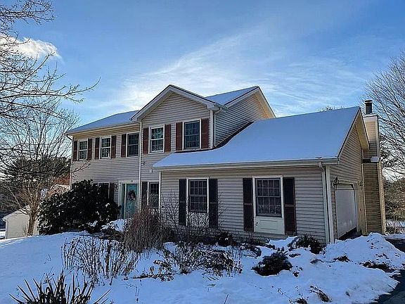 5th image of 28 Fairview Dr