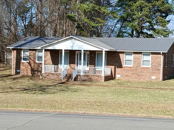 415 Petite Dr, Cookeville, TN 38501