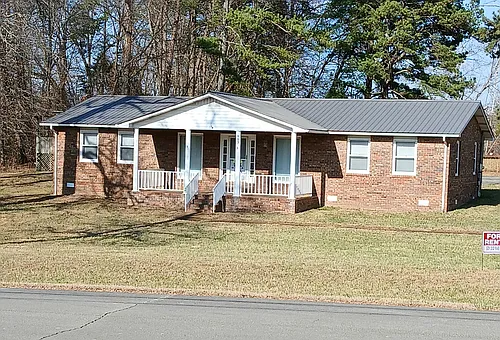 415 Petite Dr Photo 1
