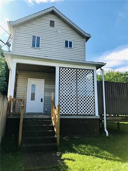 1002 7th St photo 1