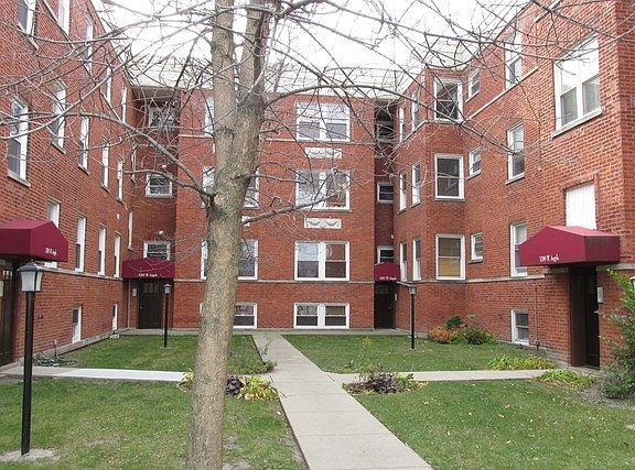 2nd image of 3207 W Argyle St APT 3W