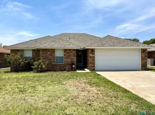 2320 Jadyn Ln, Clovis, NM 88101