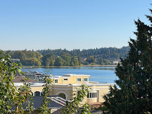 3rd image of 8479 NE Woodland Cove Dr