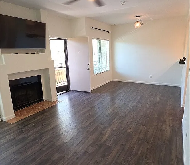 147 McAfee Ct — Photo 3