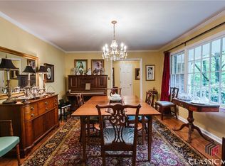 525 Westview Dr, Athens, GA 30606