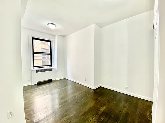 Rented by Compass | media 8