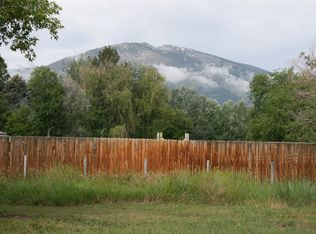 207 Golf Course Rd, Hamilton, MT 59840