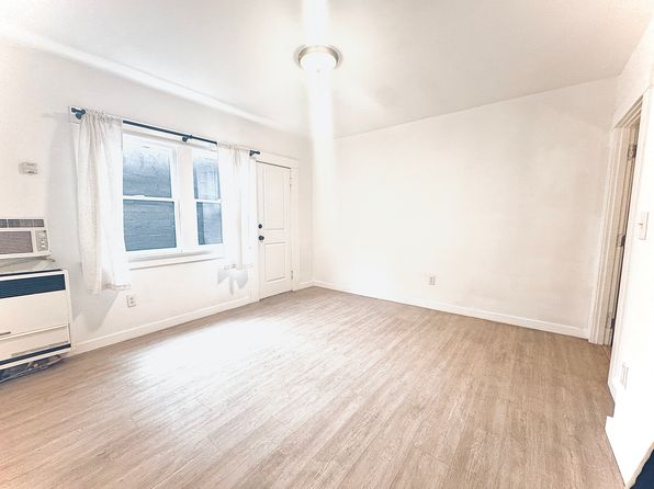 1108 N Sweetzer Ave #1