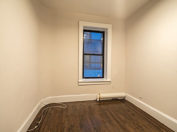 5th image of 142 E 27th St #2FF