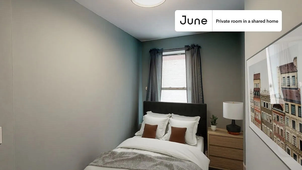 Full bedroom in 3 bed/1 bath home in Upper East Side #542 B — Photo 1
