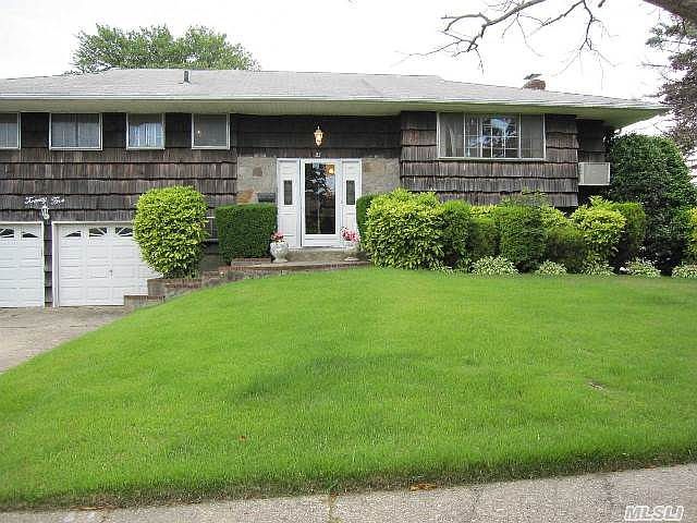 1st image of 25 Beatrice Ln