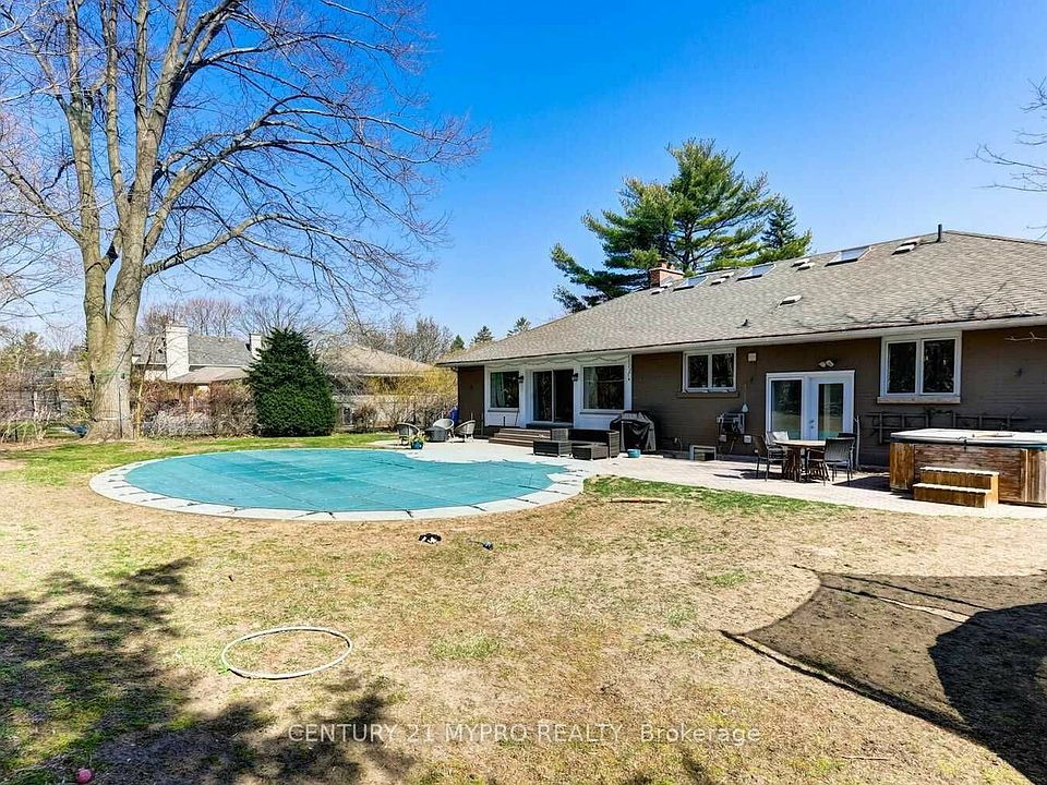 2nd image of 156 Trelawn Ave