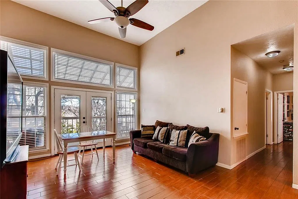 3 bed, 1424 sqft, $2,795 — Photo 1