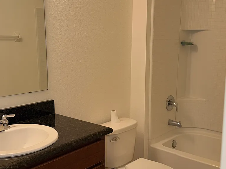 1522 Lexington Sq SW — Photo 20