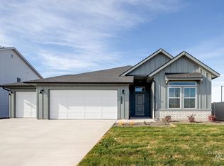 6959 S Old Farm Ave, Meridian, ID 83642