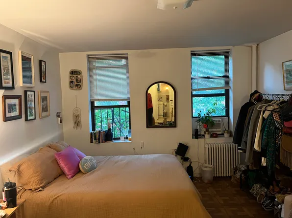 316 East 6th Street 11 image 3 of 6