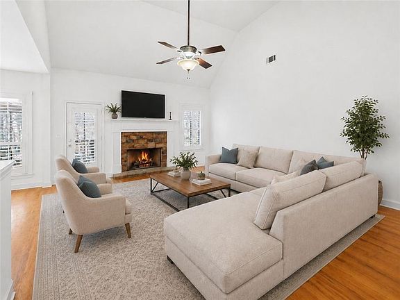 3rd image of 8866 Camp Tree Ct