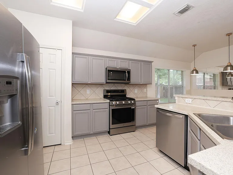 7 N Regan Mead Cir — Photo 15