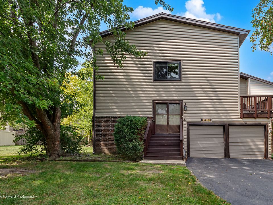 1st image of 3S389 Chestnut Ct