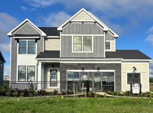 3722 Holbrook Dr, Waconia, MN 55387