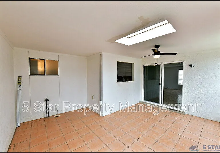 10565 Murphy St — Photo 36
