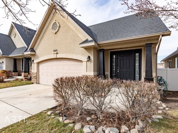3668 W Plymouth Rock Cv