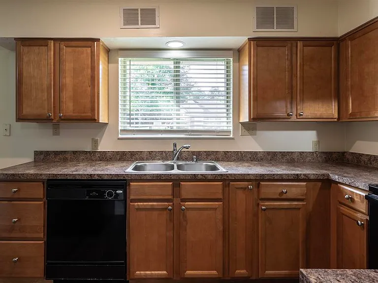 Brandywine Court — Photo 2