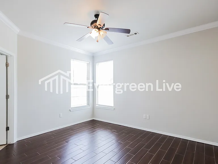252 S Tamarind Cv — Photo 10