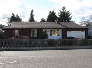 611 Sherman Dr, The Dalles, OR 97058