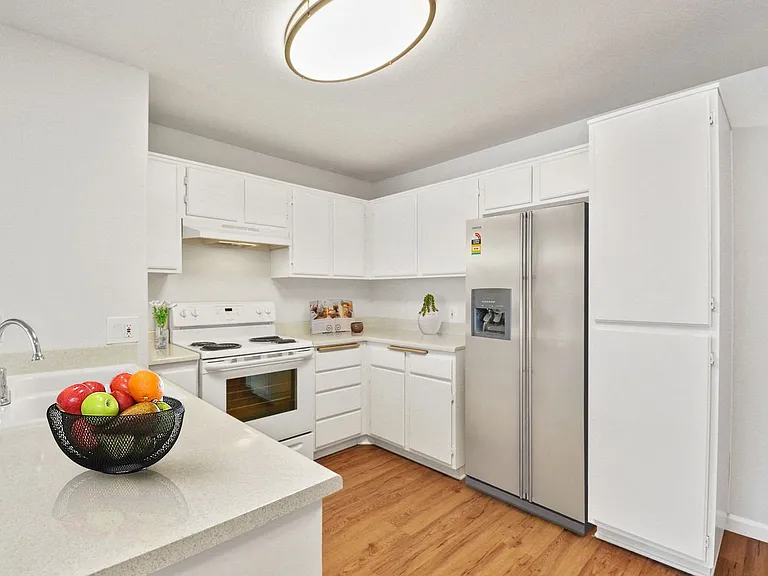 Bradford Terrace Senior Apartments — Photo 14