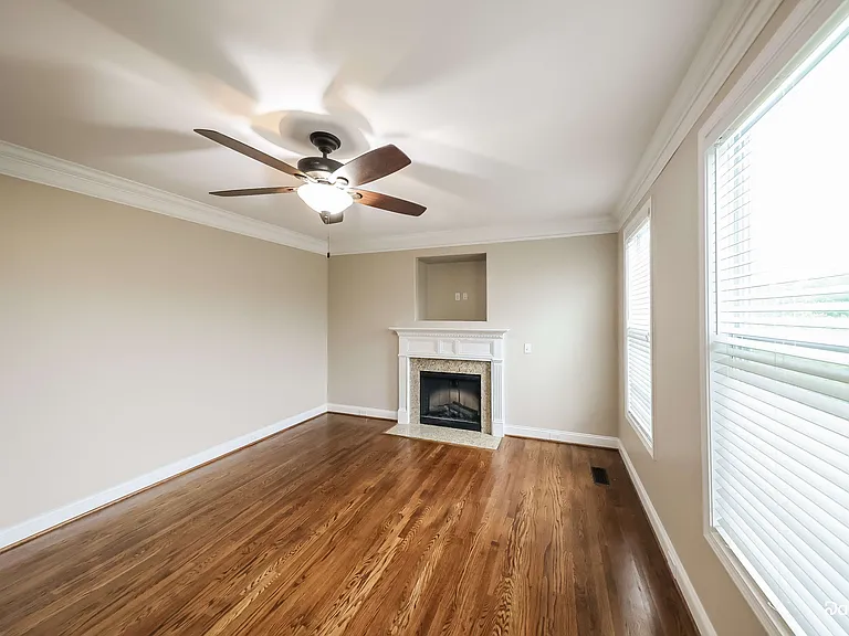 4309 Green Haven Dr — Photo 6