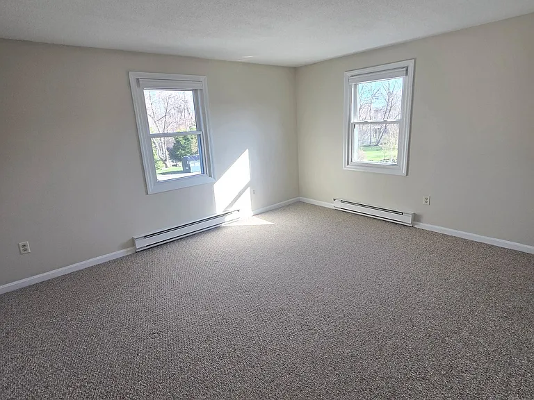 1155 Islington St #12 — Photo 6