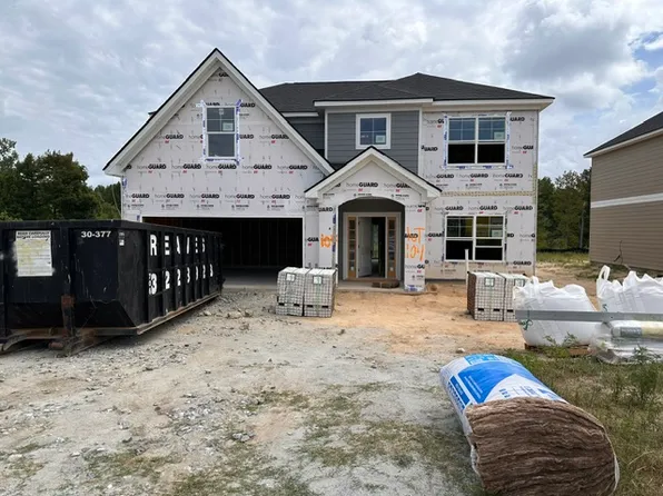 214 Black Oak Dr, Smiths Station, AL 36877