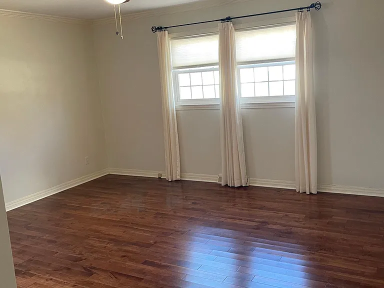 3618 Lipscomb Dr — Photo 2