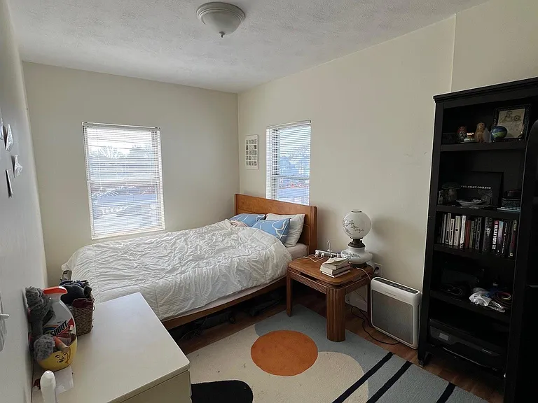 3 Elm St #3 — Photo 9