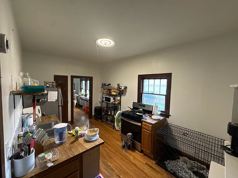 738 N Garland Ave — Photo 4