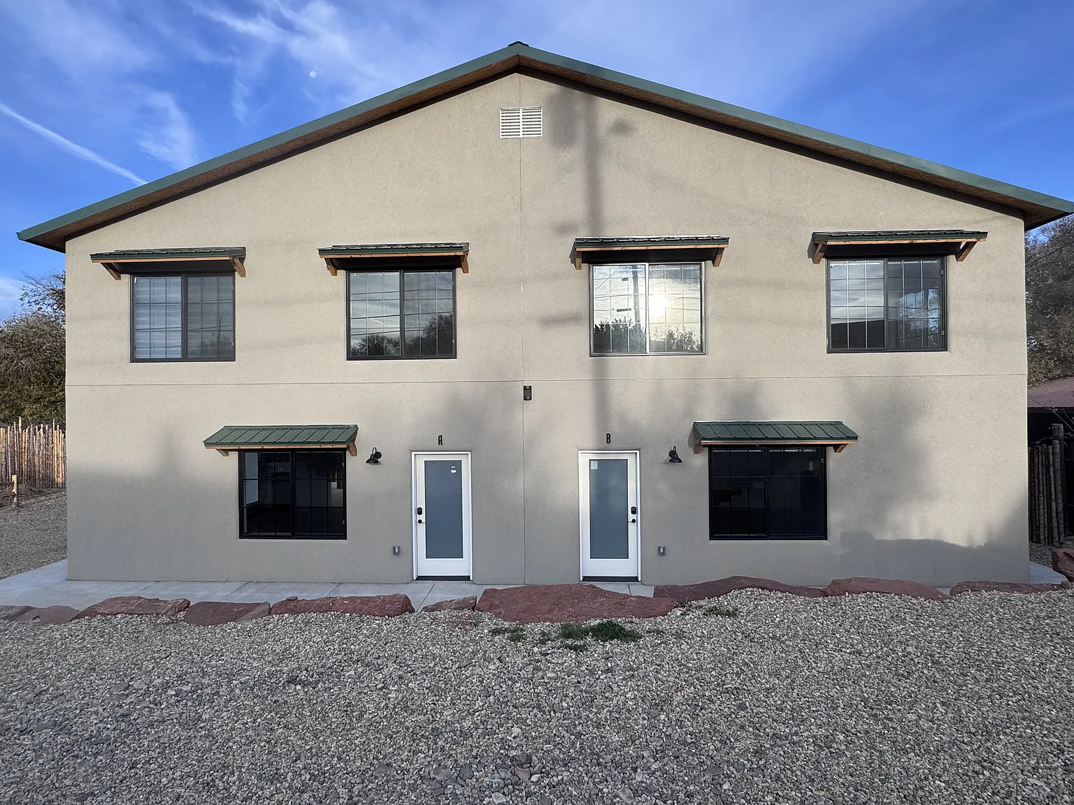 Valverde Multi-Family Residence — Photo 4
