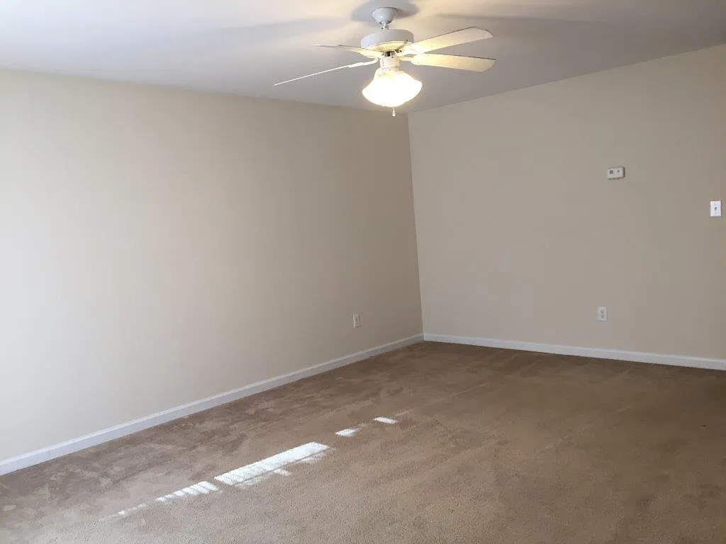 416 Marshbanks Street - 1 — Photo 3
