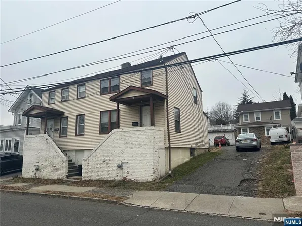 25-27 New St, Belleville, NJ 07109