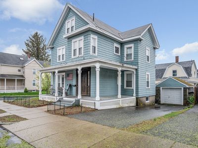 39 Pleasant St, Wakefield, MA, 01880