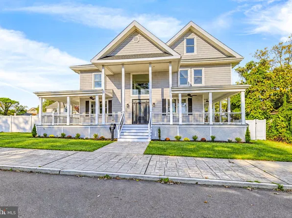123 W Cedar Ave, Somers Point, NJ 08244