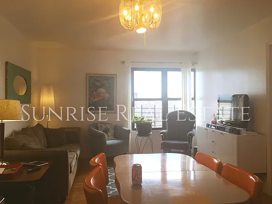 Rented by Sunrise Real Estate | media 50