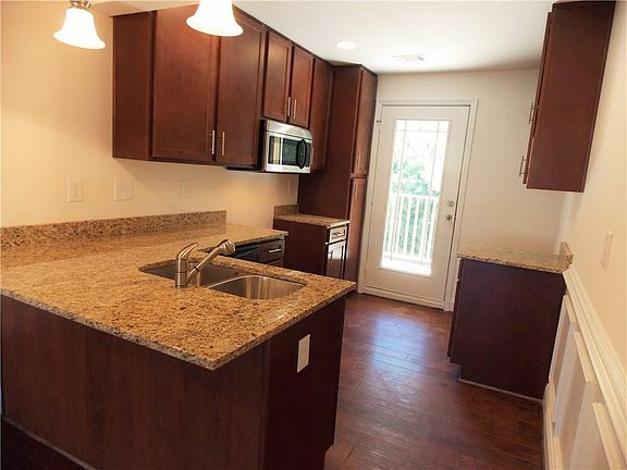 5th image of 6270 Garden Cir
