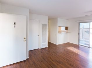 2115 Florida St APT 2, Huntington Beach, CA 92648