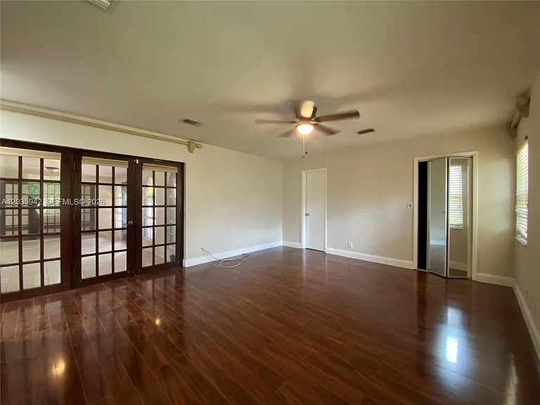 490 Bonaventure Blvd — Photo 11