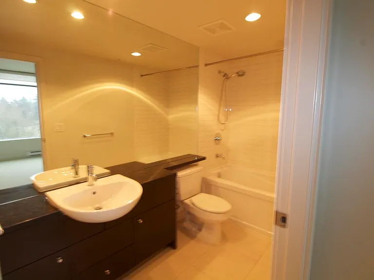 2851 Heather St #301 — Photo 14